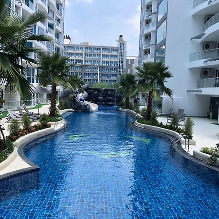 Luxury Business Suits In Grand Avenue By Pattaya City Estates Экстерьер фото