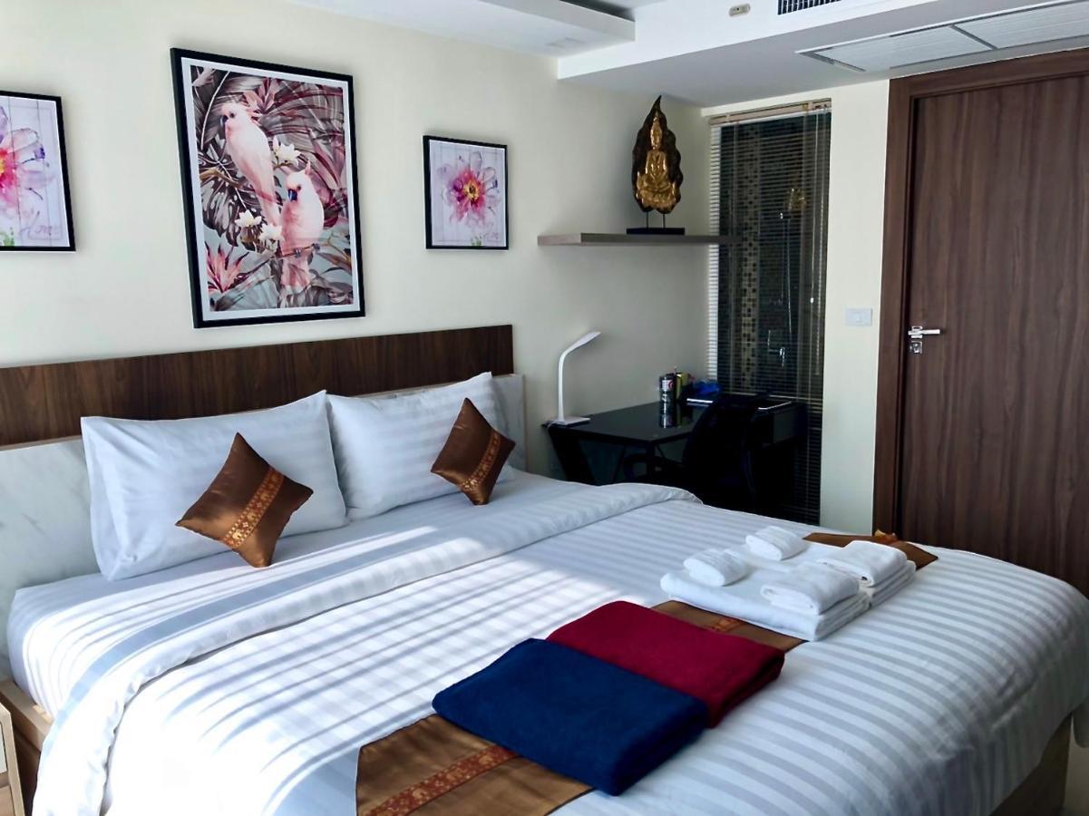 Luxury Business Suits In Grand Avenue By Pattaya City Estates Экстерьер фото