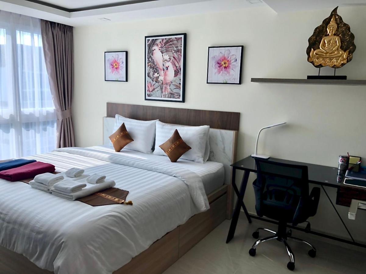 Luxury Business Suits In Grand Avenue By Pattaya City Estates Экстерьер фото
