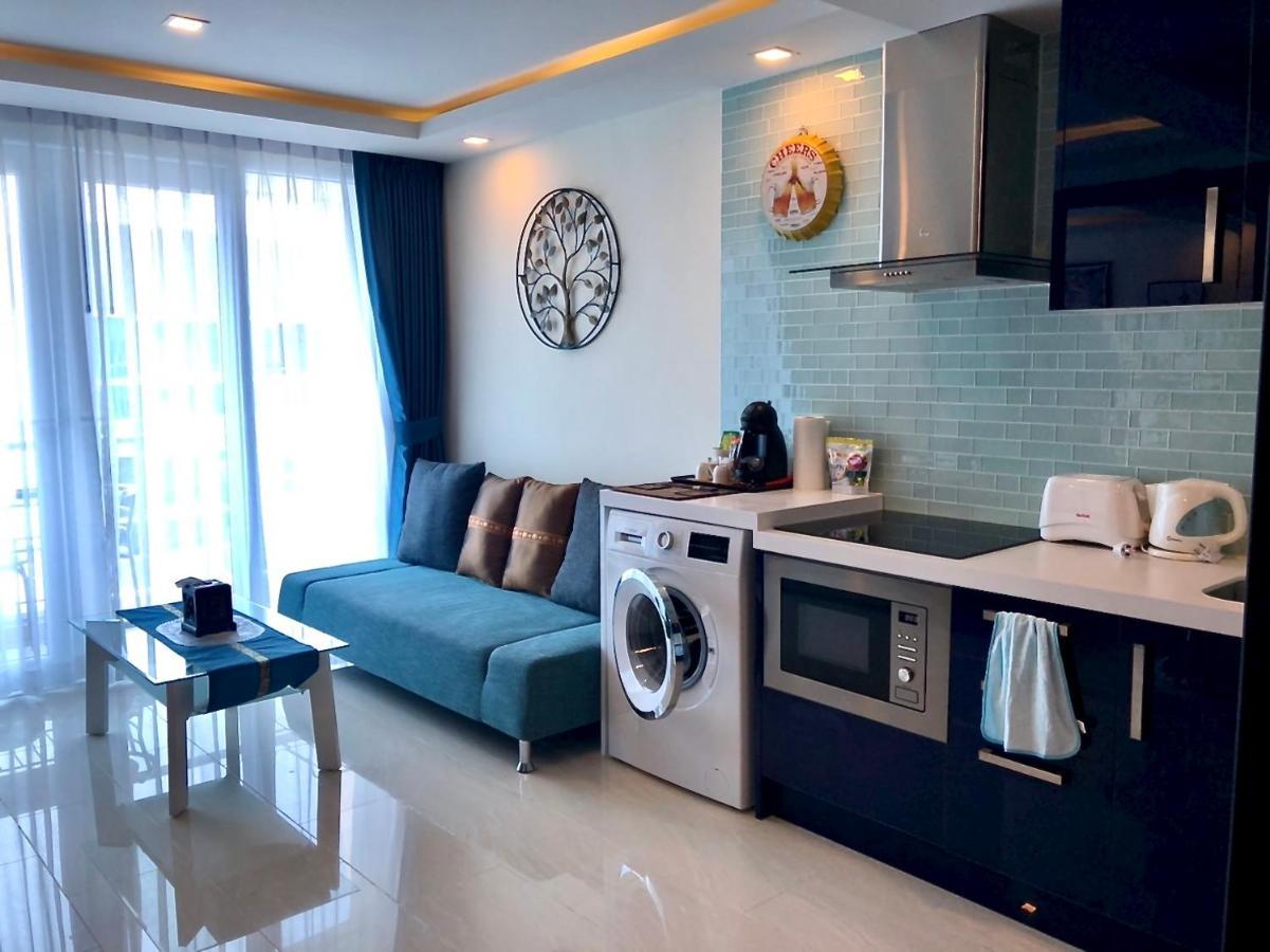 Luxury Business Suits In Grand Avenue By Pattaya City Estates Экстерьер фото