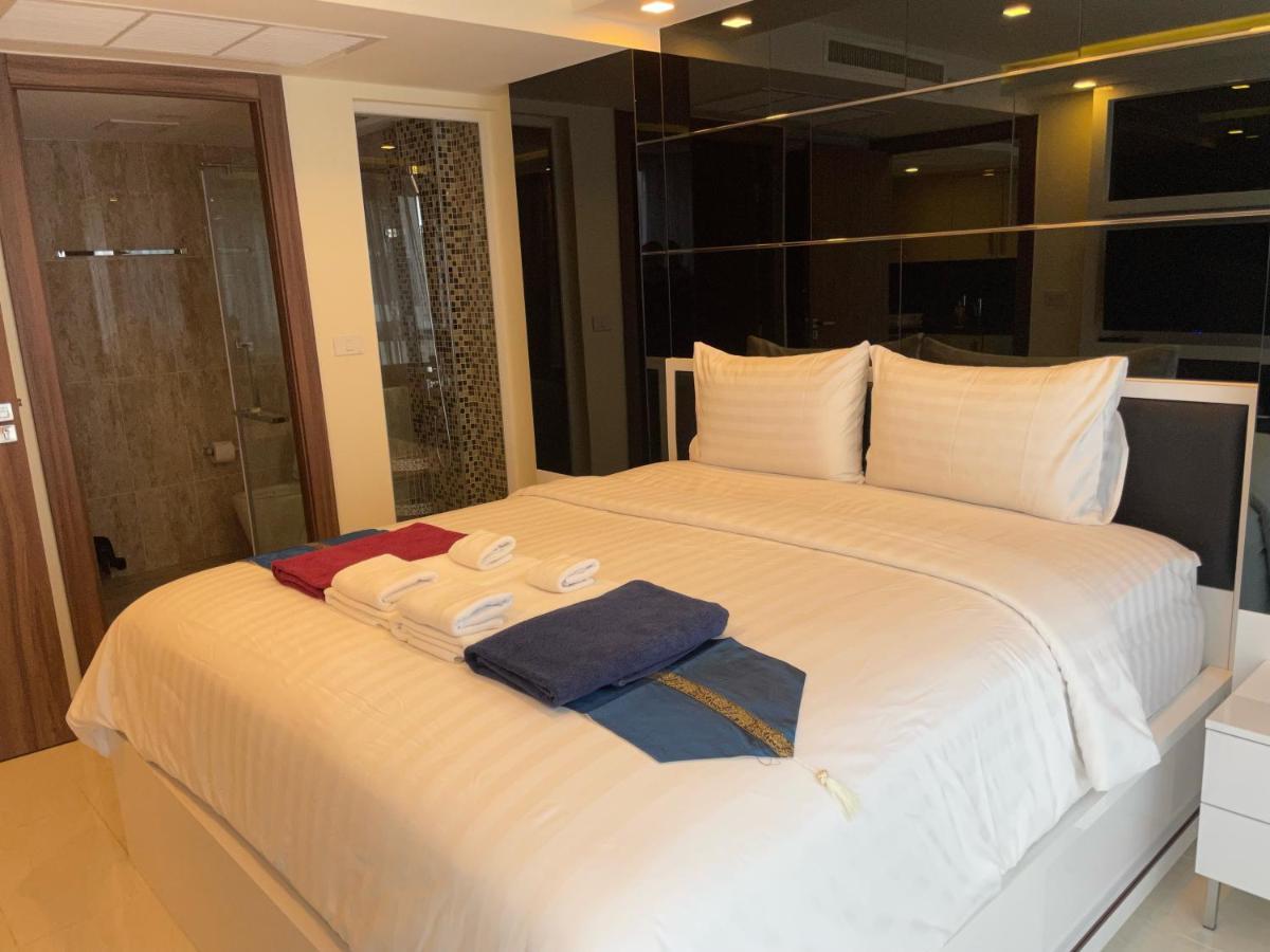 Luxury Business Suits In Grand Avenue By Pattaya City Estates Экстерьер фото