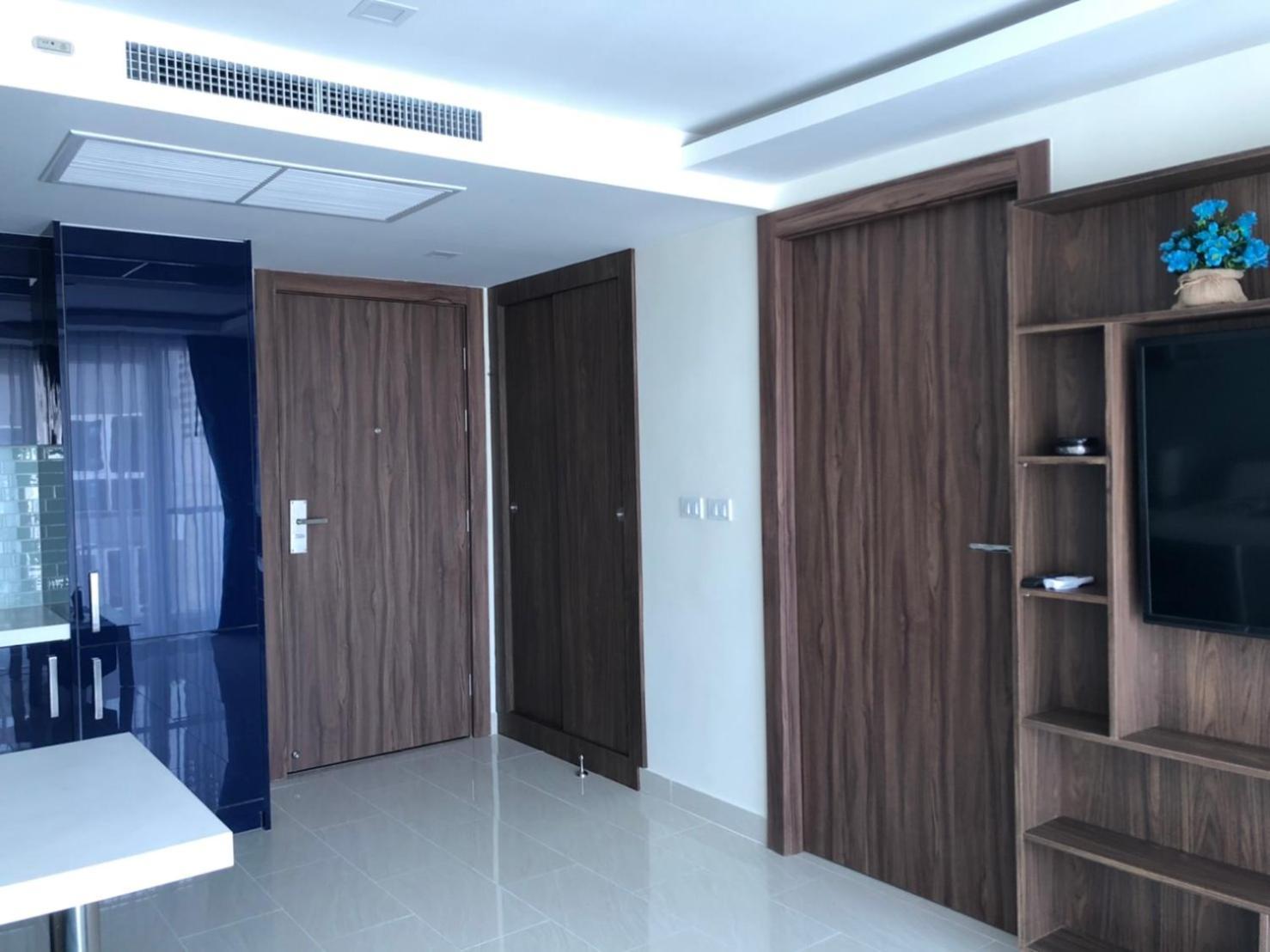 Luxury Business Suits In Grand Avenue By Pattaya City Estates Экстерьер фото
