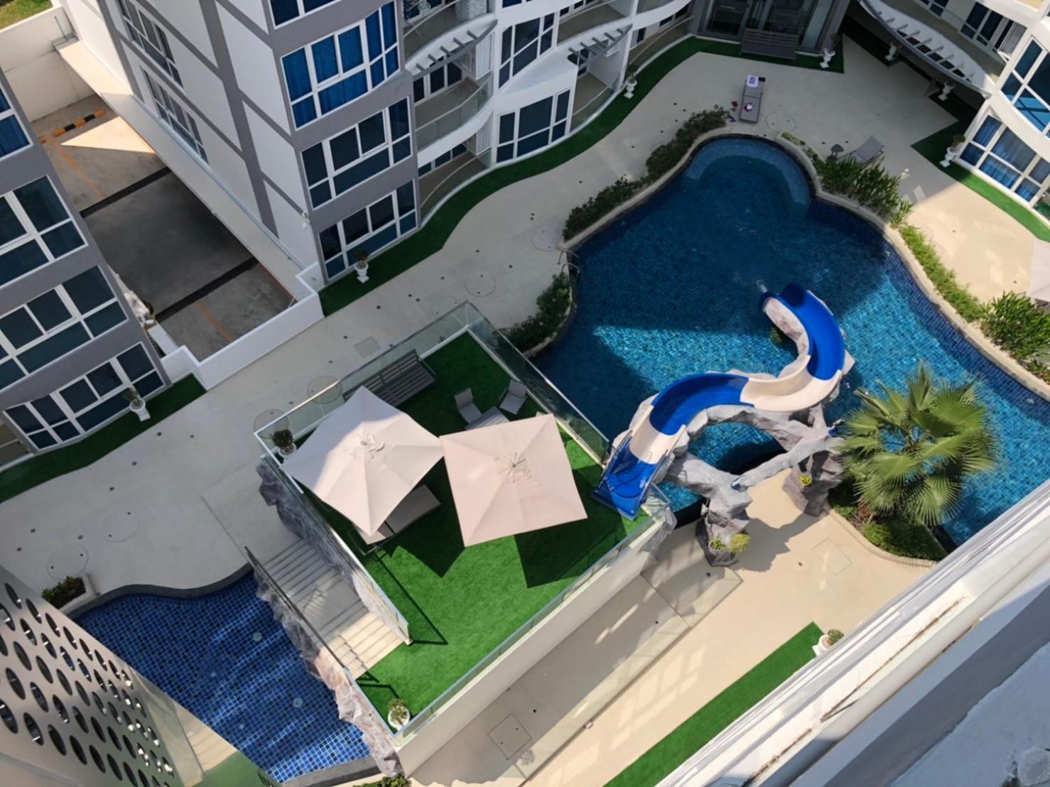 Luxury Business Suits In Grand Avenue By Pattaya City Estates Экстерьер фото