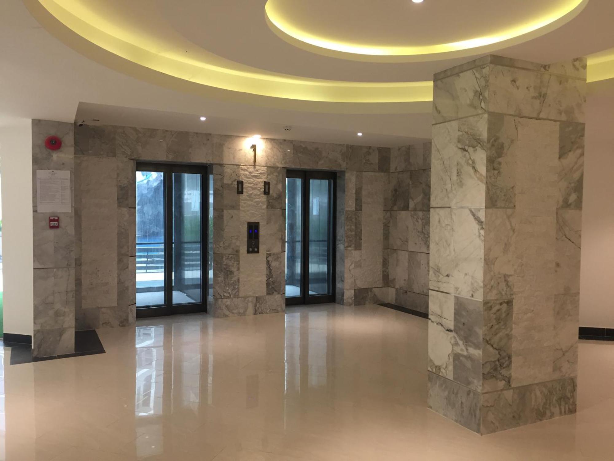 Luxury Business Suits In Grand Avenue By Pattaya City Estates Экстерьер фото