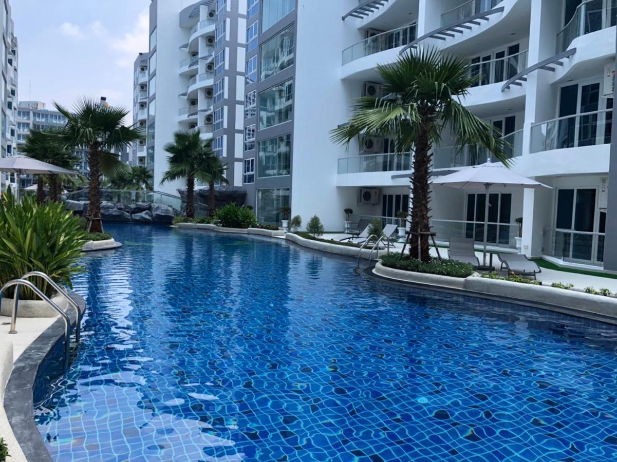Luxury Business Suits In Grand Avenue By Pattaya City Estates Экстерьер фото